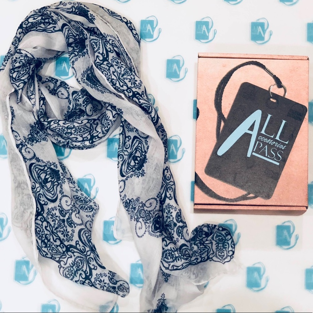 💎 Boho style scarf